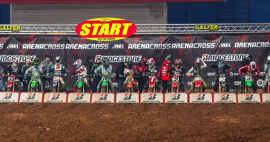 Kicker AMA Arenacross starting line