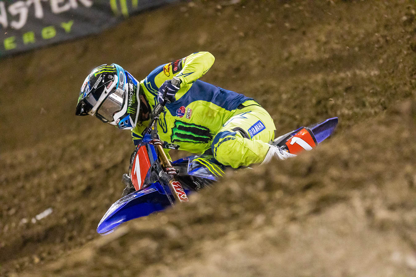 Eli Tomac taking a bank at Oakland AMA Supercross | Credit: Jeff Kardas