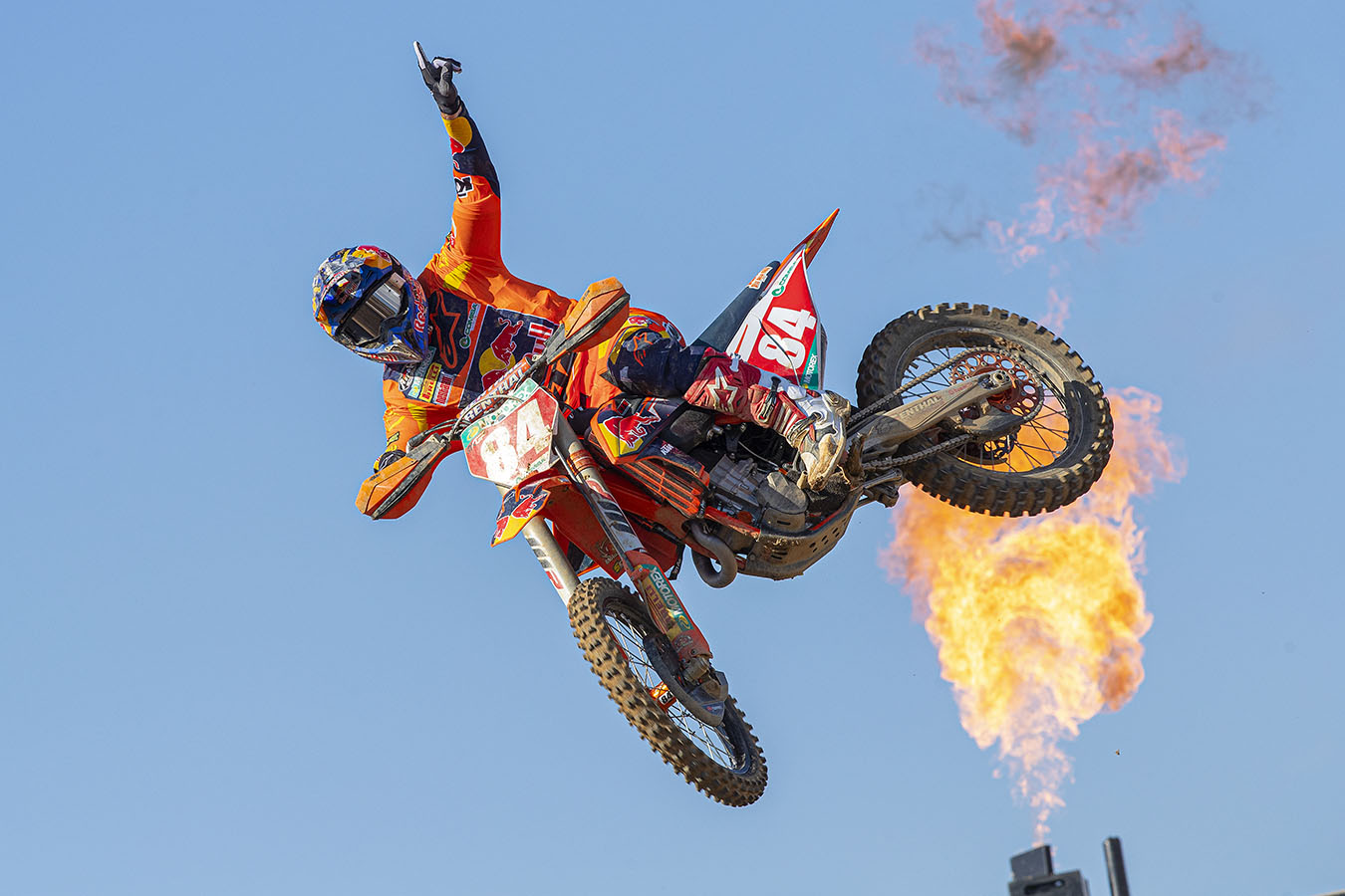 Jeffrey Herlings in midair at the 2021 FIM MXGP Motocross World Championship