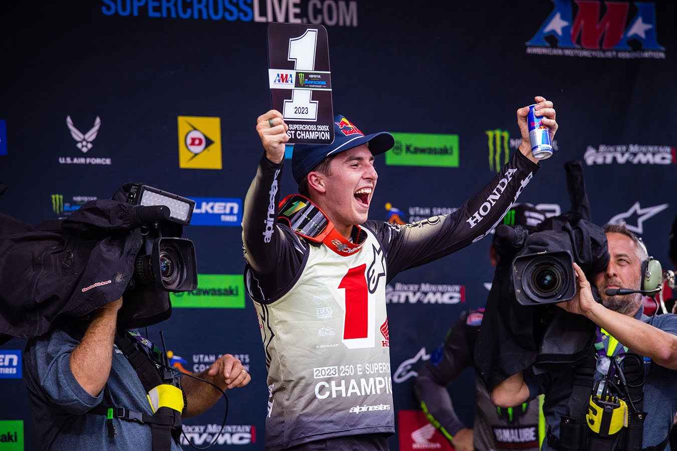 Hunter Lawrence celebrating his 250SX East title at the Nashville AMA Supercross event