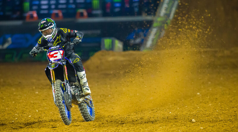 Eli Tomac kicking up dirt at AMA Supercross Glendale | Credit: Jeff Kardas